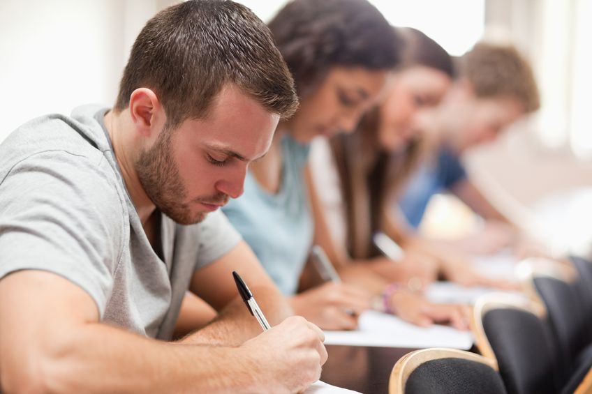 Avis sur le nombre d'étudiants en santé à former